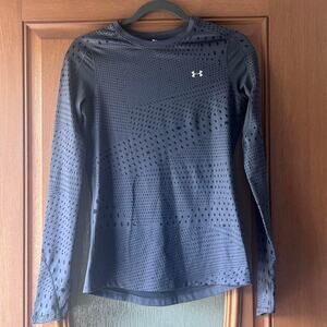 Under armour cold‎ gear long sleeve grey small women's warm winter